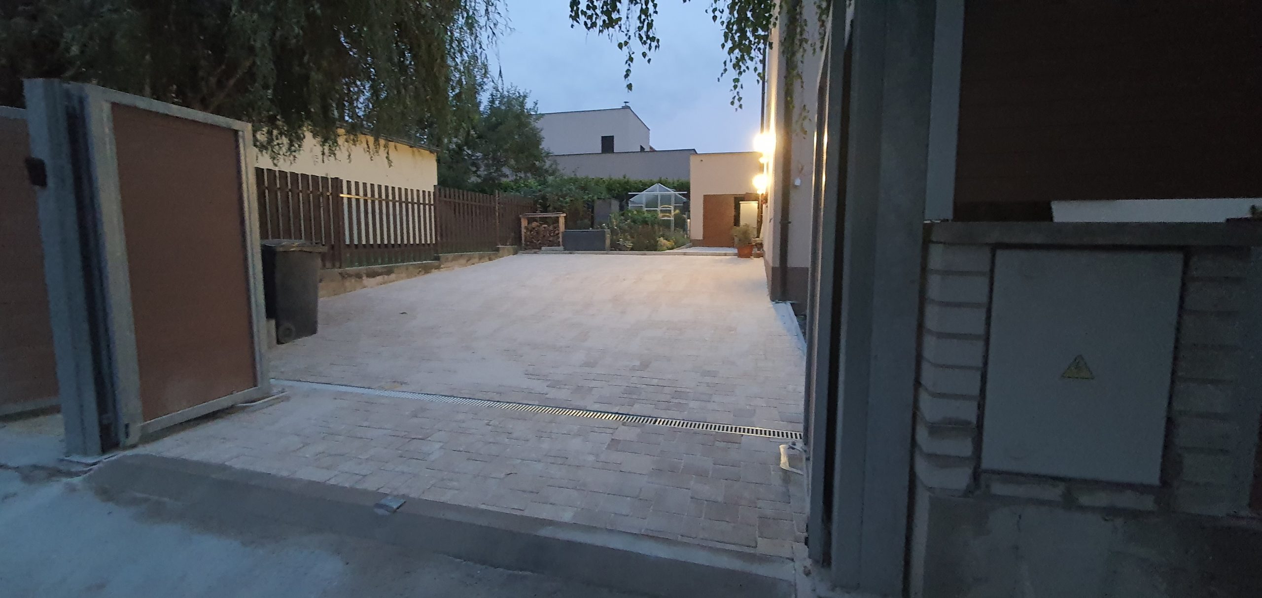 Parkovací stání – Praha 10