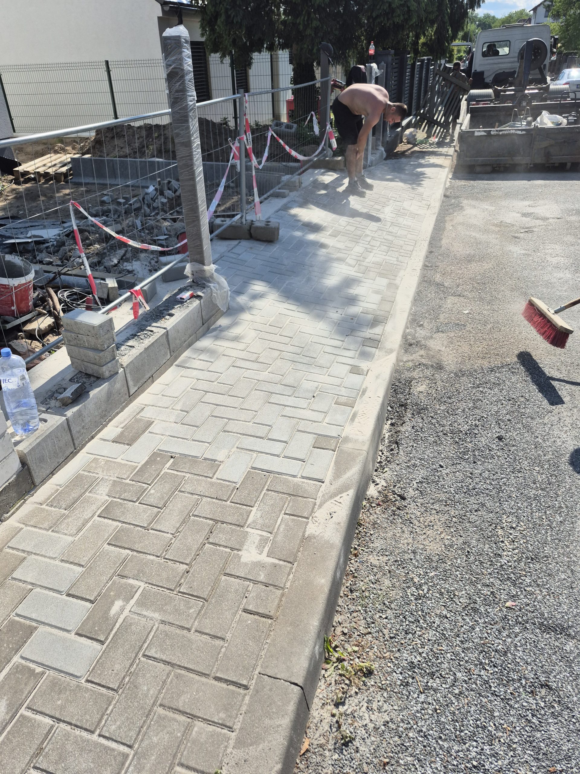 Úprava vjedu pro stání automobilu – Brandýs nad Labem